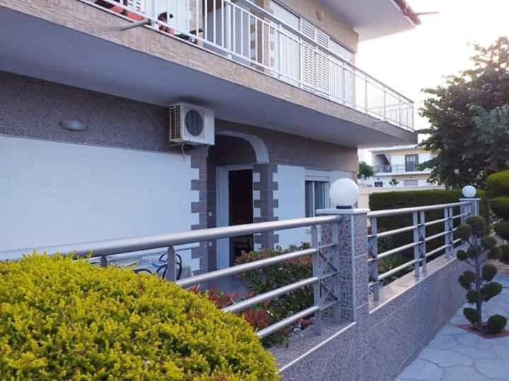 Konstantinos-Elli Rooms Vrasná Eksteriør billede