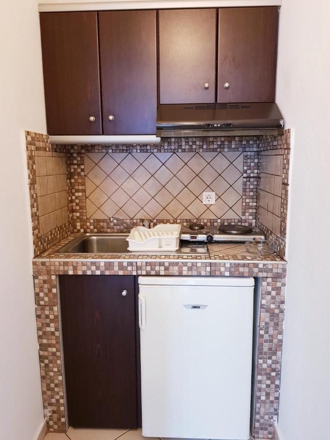 Konstantinos-Elli Rooms Vrasná Eksteriør billede