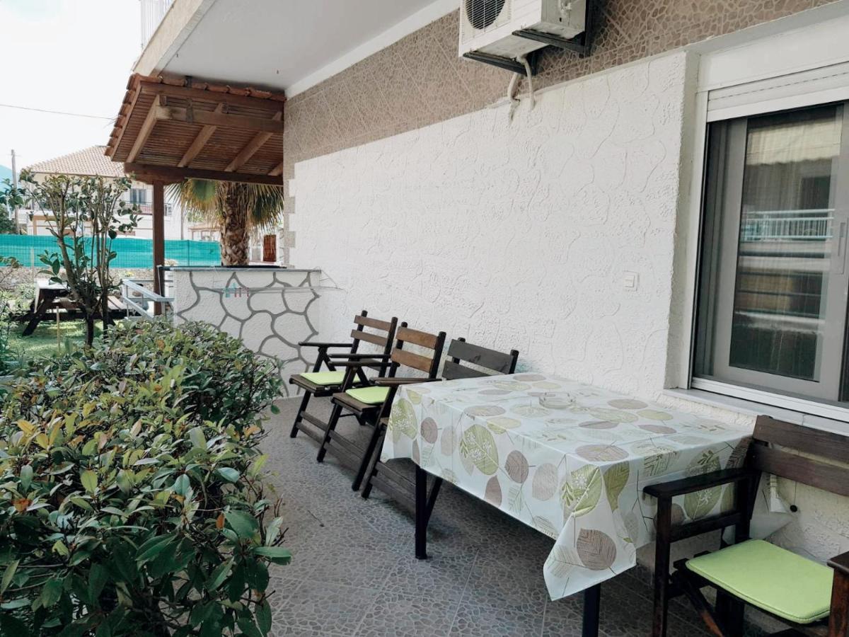 Konstantinos-Elli Rooms Vrasná Eksteriør billede