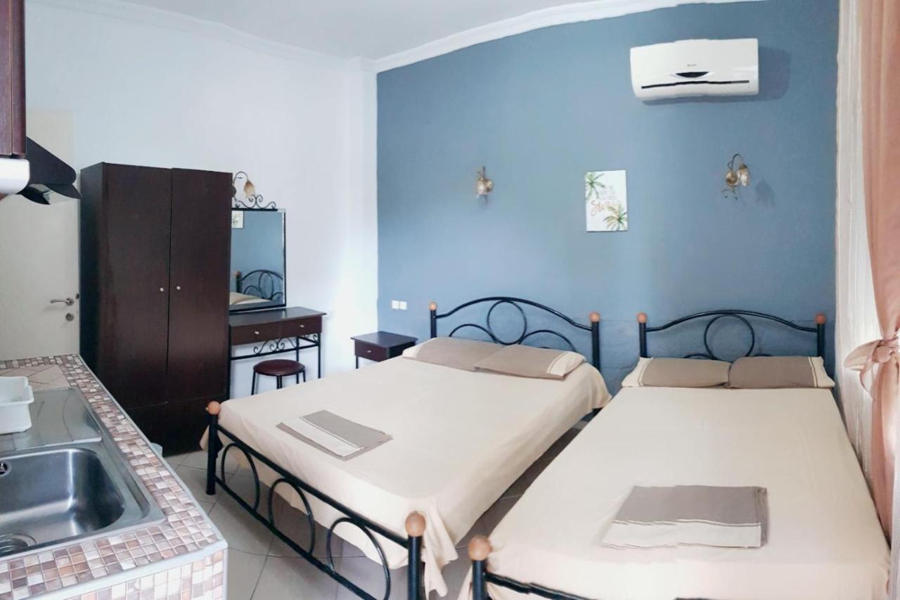 Konstantinos-Elli Rooms Vrasná Eksteriør billede